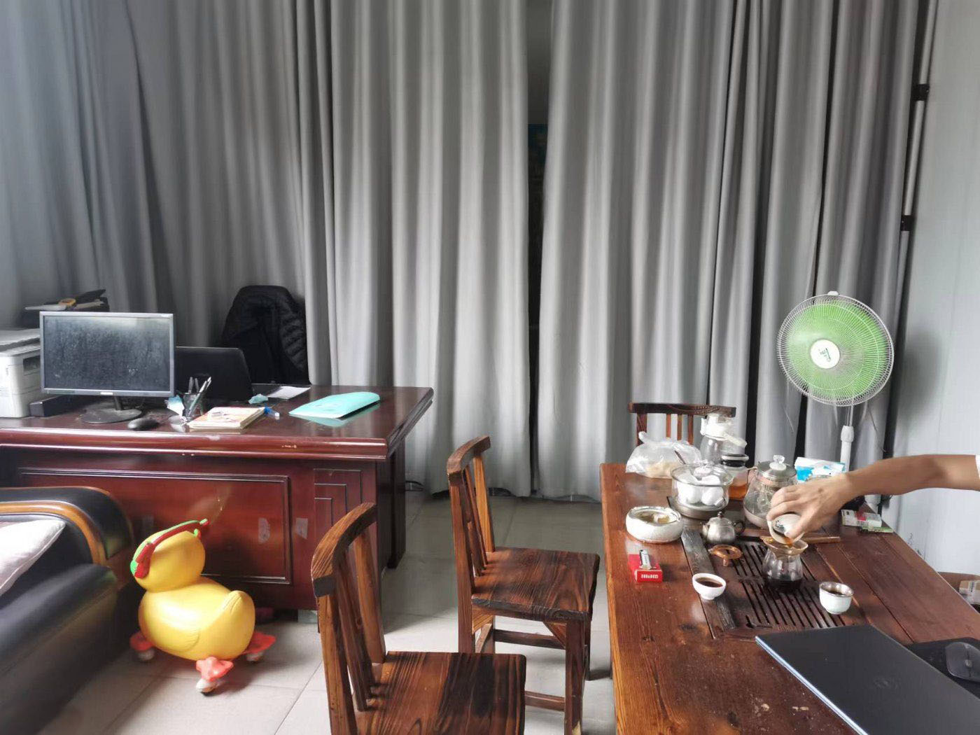 g急租！有管理，可入货车，8米高，石基新桥700方