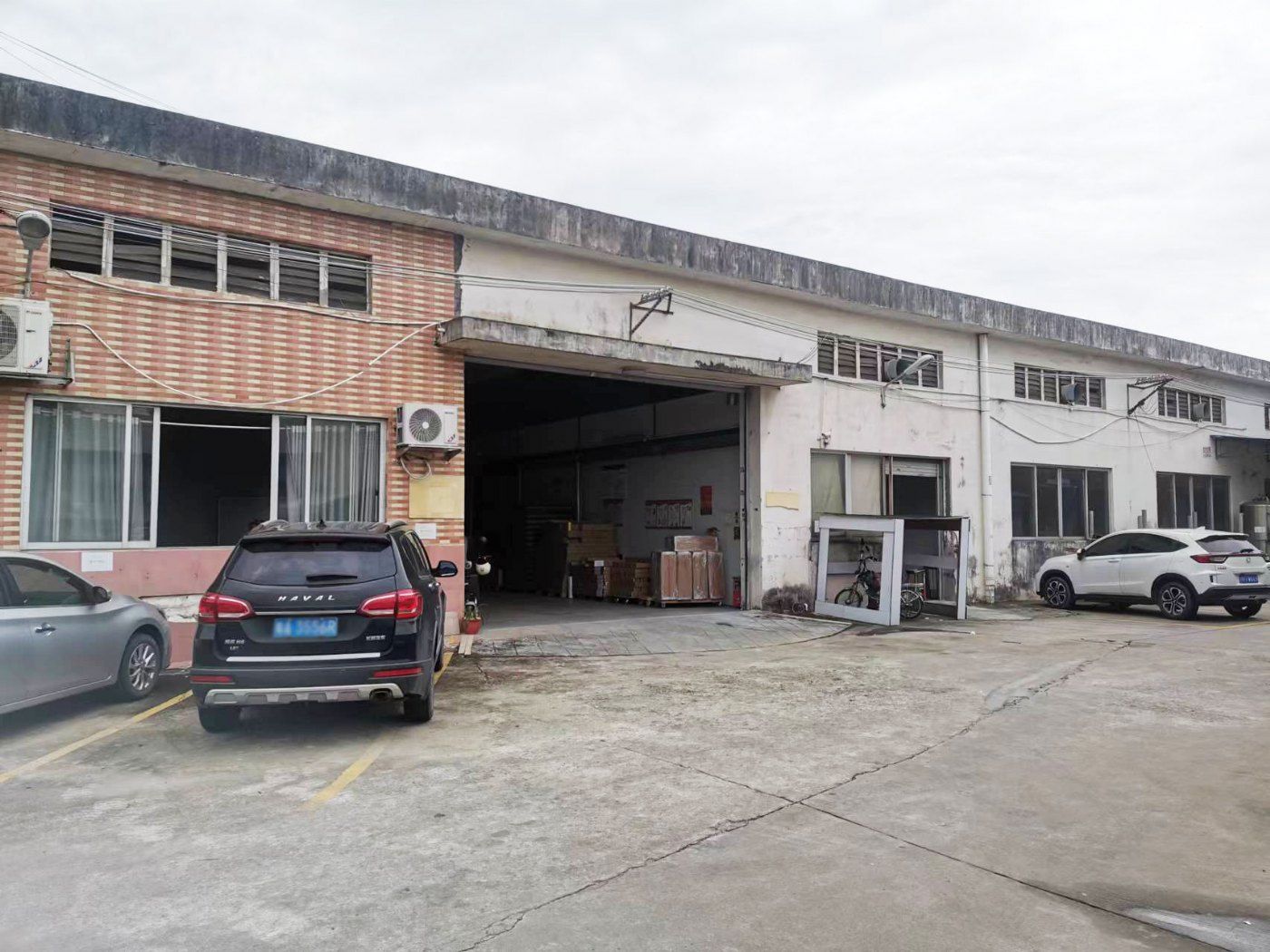 g急租！有管理，可入货车，8米高，石基新桥700方